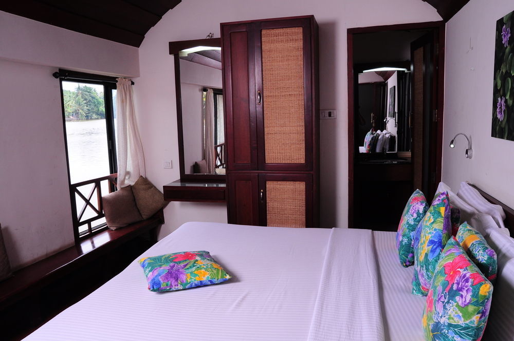 Xandari Riverscapes Alappuzha Exterior foto